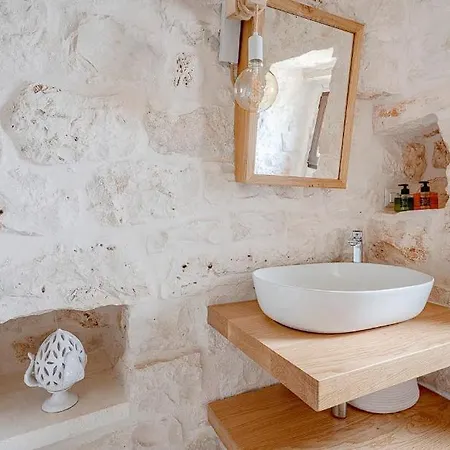 An Authentic Experience In Apulians Trulli ! Alberobello